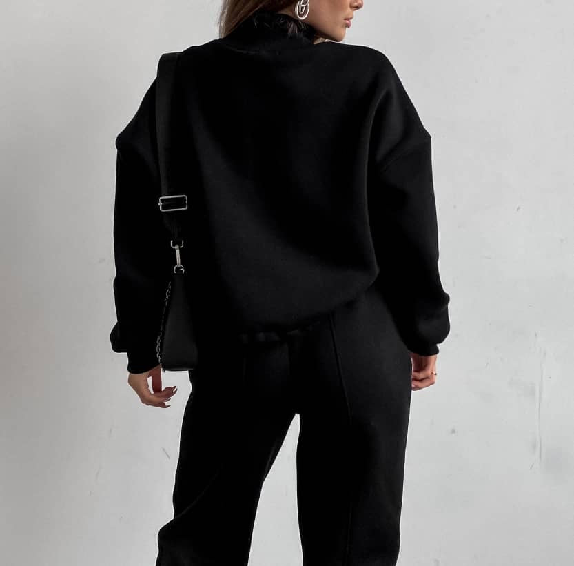 Two-Piece Fashion Sweat pant Set – Trendy Tummy Cut with Drawstrings
