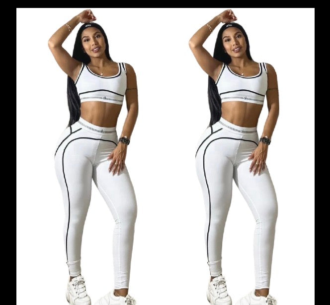 Sculpted Contrast Activewear Set