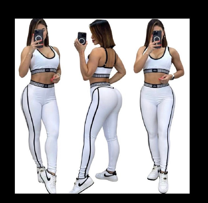 Contrast Fit Activewear Set