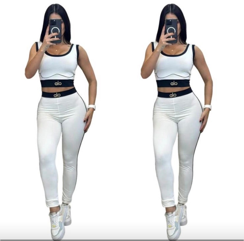 Sporty Contrast Sculpt Set