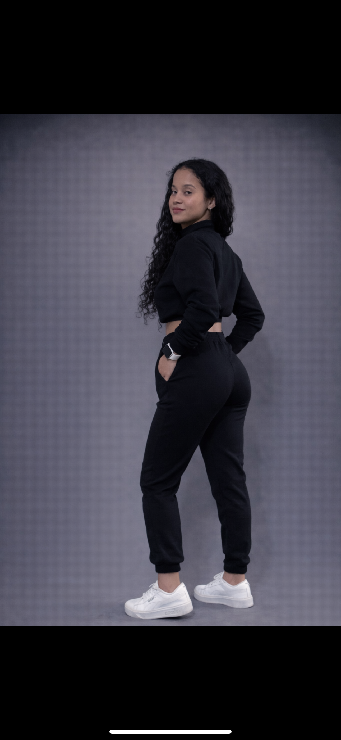 Two-Piece Fashion Sweat pant Set – Trendy Tummy Cut with Drawstrings