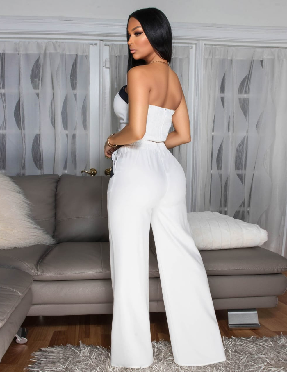 womens white outfit